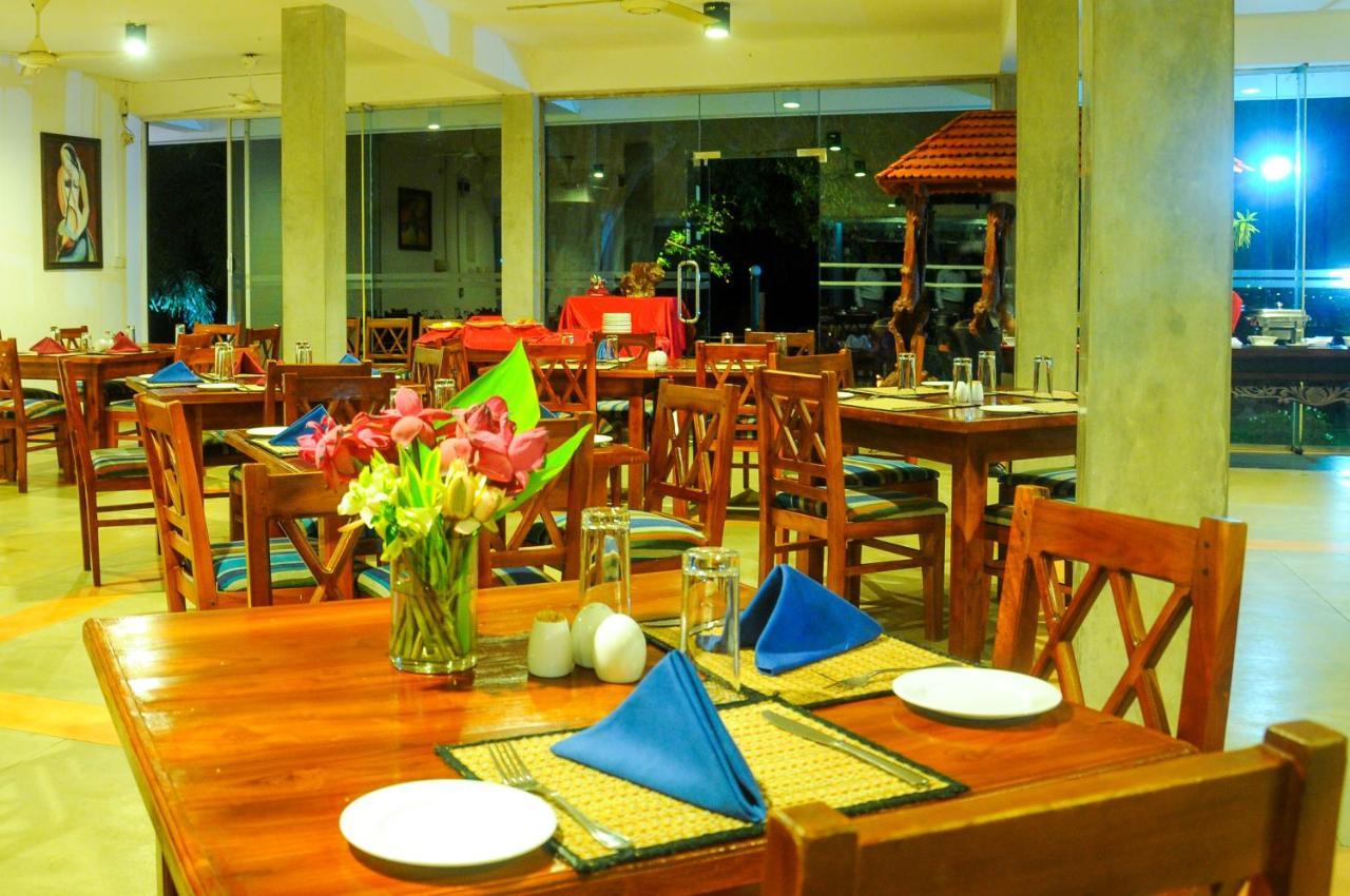 Lake Wind Hotel Tissamaharama Εξωτερικό φωτογραφία