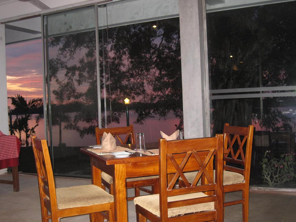 Lake Wind Hotel Tissamaharama Εξωτερικό φωτογραφία